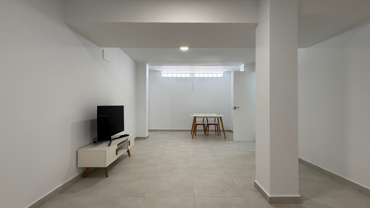 Se vende Villa - Chalet de 5 dormitorios en Costa Blanca, Alicante, España