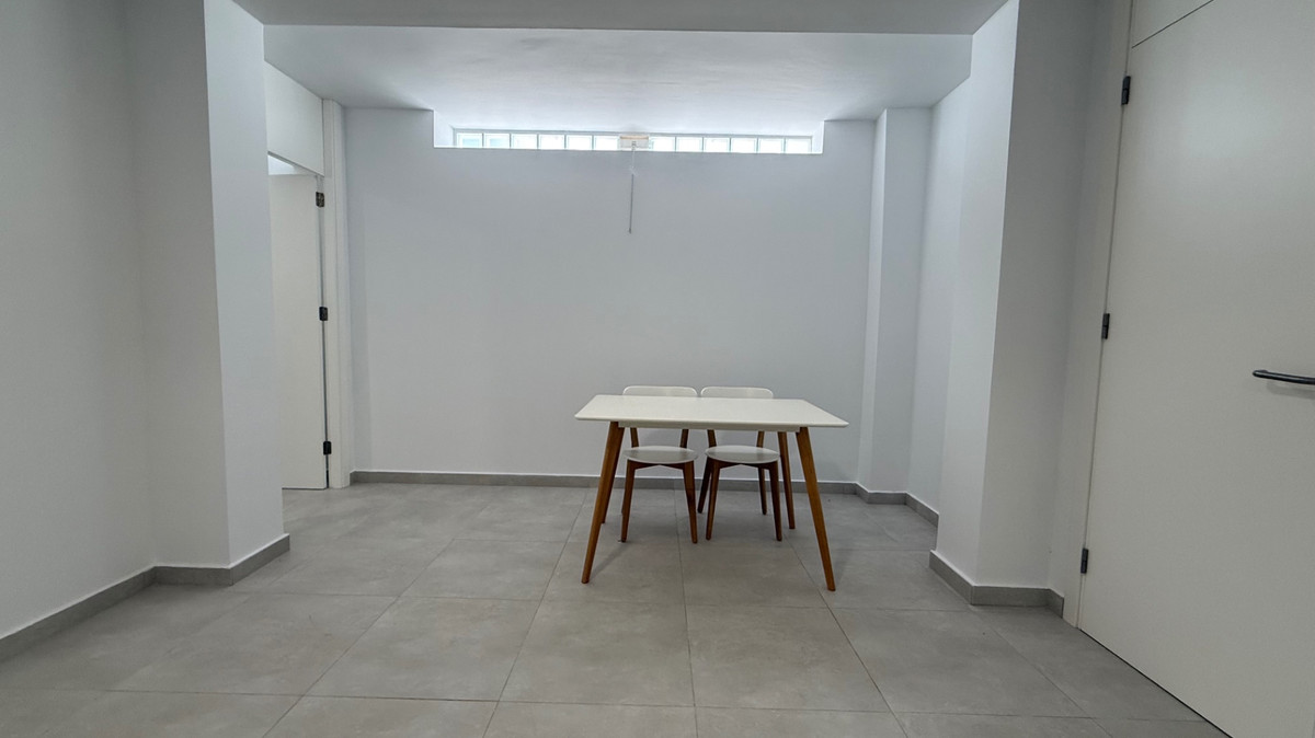 Se vende Villa - Chalet de 5 dormitorios en Costa Blanca, Alicante, España