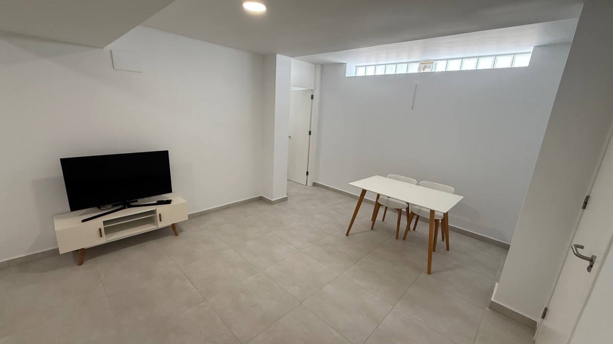 Se vende Villa - Chalet de 5 dormitorios en Costa Blanca, Alicante, España