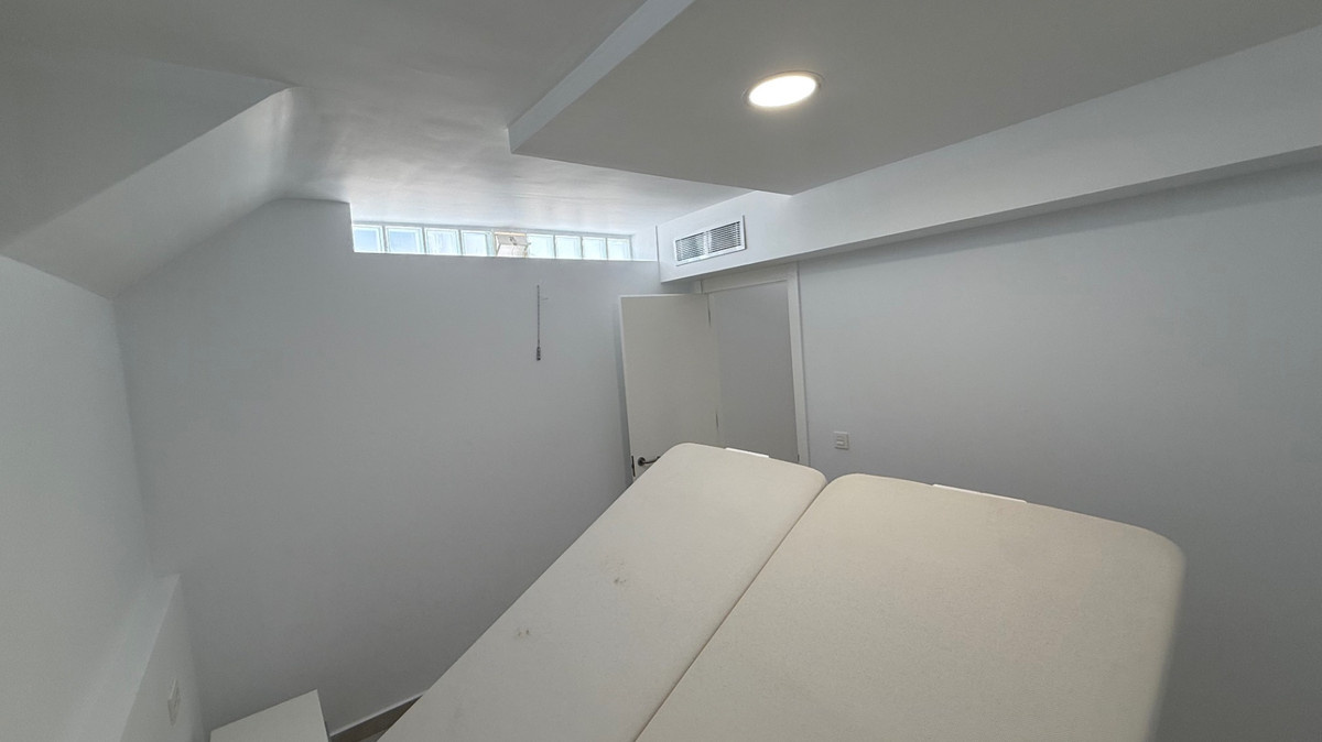 Se vende Villa - Chalet de 5 dormitorios en Costa Blanca, Alicante, España