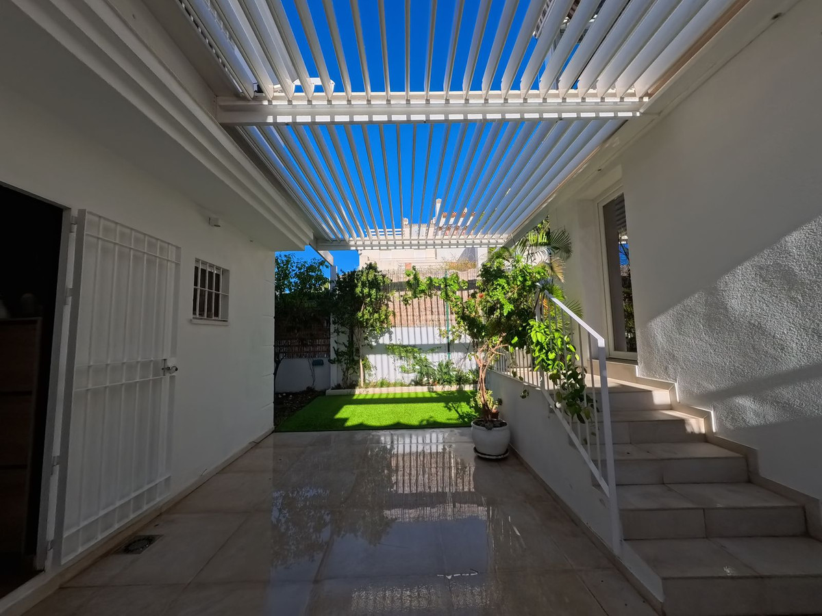 4 Bed Townhouse for sale in Benalmadena Costa Del Sol, Málaga, Spain