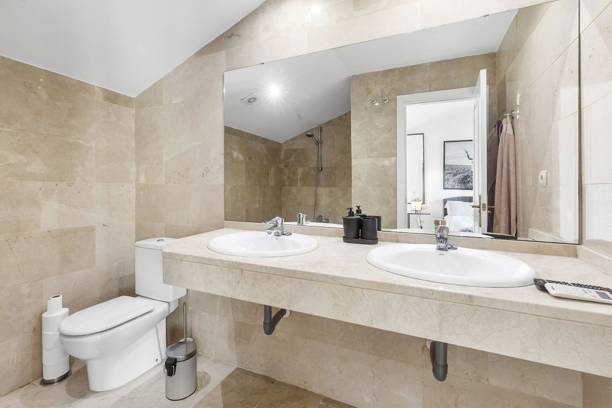 3 Bed Apartment for sale in Benalmadena Costa Del Sol, Málaga, Spain