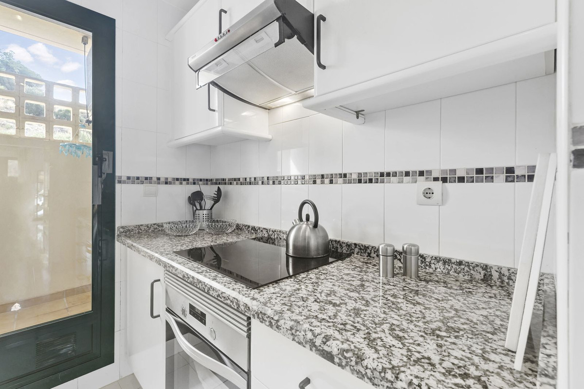 3 Bed Apartment for sale in Benalmadena Costa Del Sol, Málaga, Spain