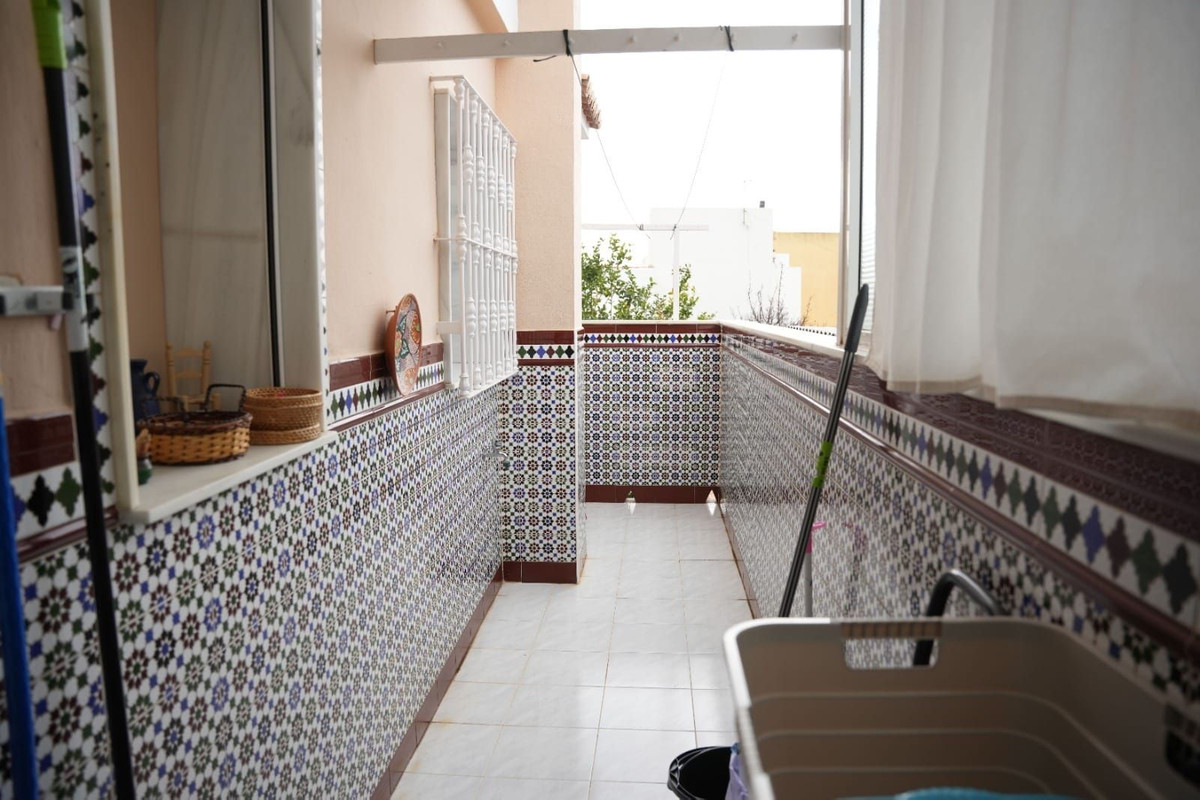 5 Bed Townhouse for sale in Arroyo De La Miel Costa Del Sol, Málaga, Spain