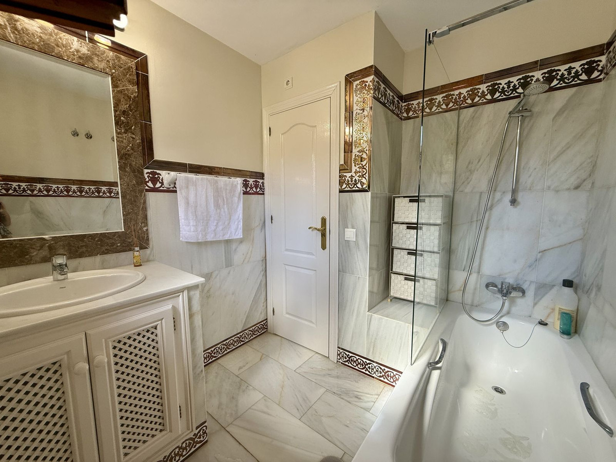 Se vende Adosada de 2 dormitorios en Costa Del Sol, Málaga, España