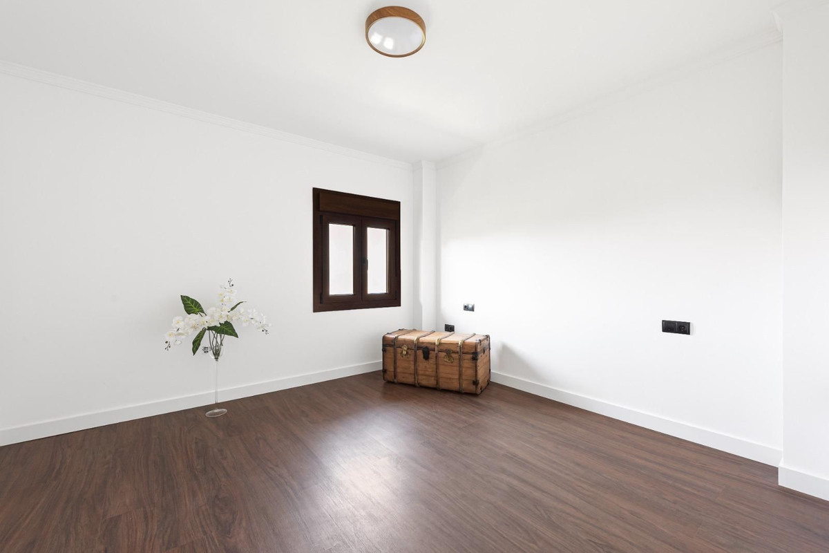 6 Bed Townhouse for sale in Málaga Este Costa Del Sol, Málaga, Spain