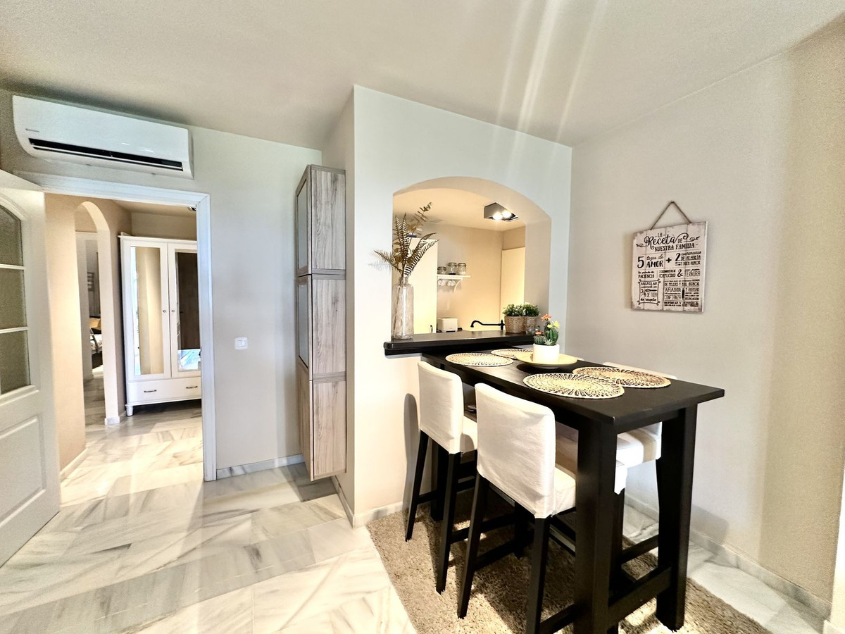 2 Bed Apartment for sale in Calahonda Costa Del Sol, Málaga, Spain