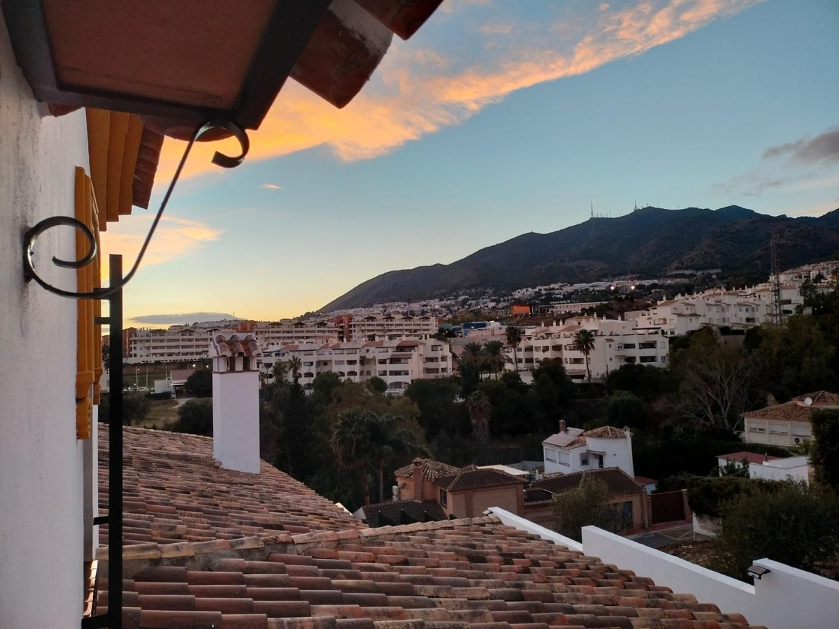 7 Bed Townhouse for sale in Benalmadena Costa Del Sol, Málaga, Spain