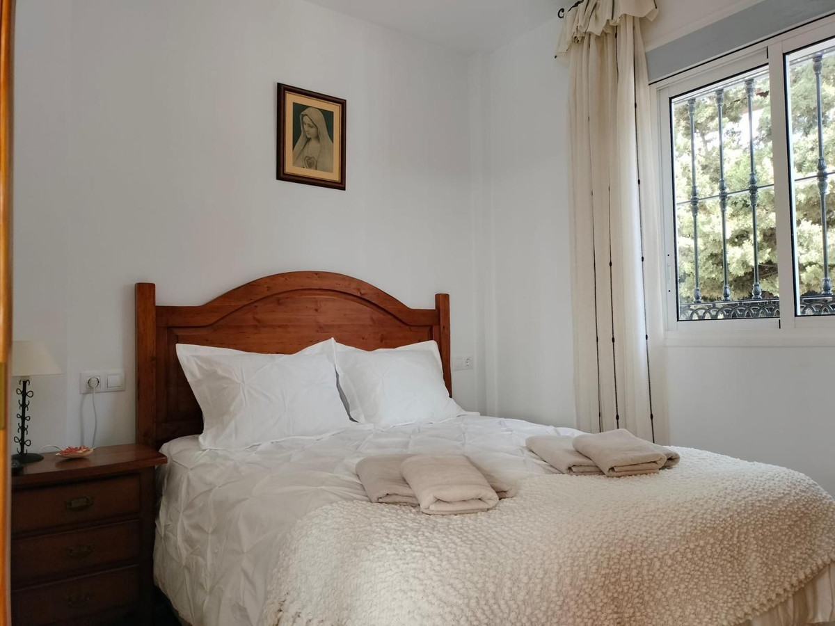 7 Bed Townhouse for sale in Benalmadena Costa Del Sol, Málaga, Spain