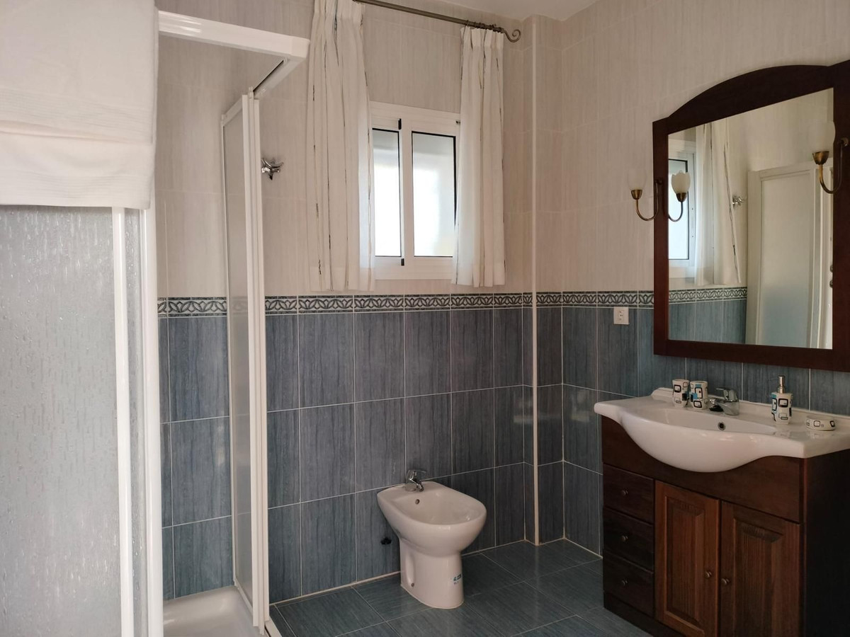 7 Bed Townhouse for sale in Benalmadena Costa Del Sol, Málaga, Spain