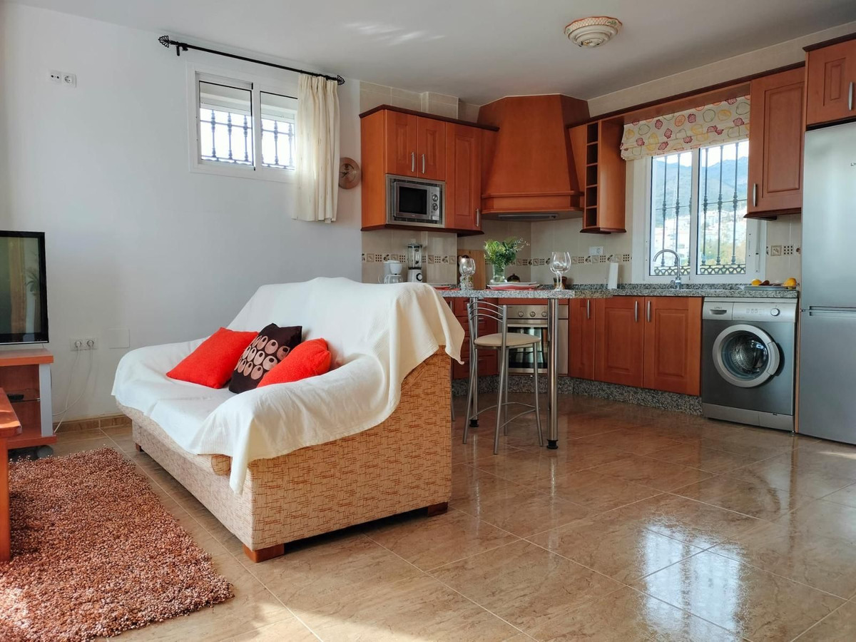 7 Bed Townhouse for sale in Benalmadena Costa Del Sol, Málaga, Spain