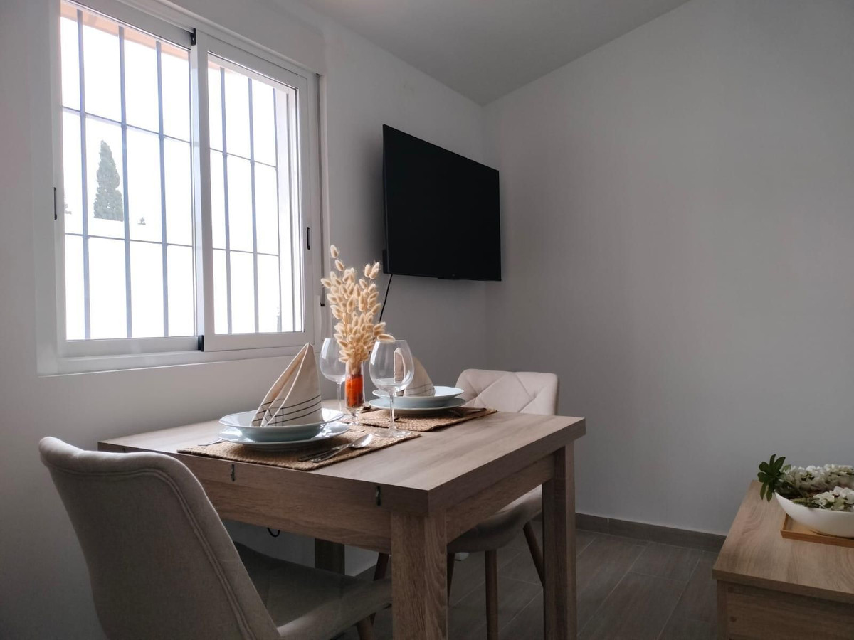 7 Bed Townhouse for sale in Benalmadena Costa Del Sol, Málaga, Spain