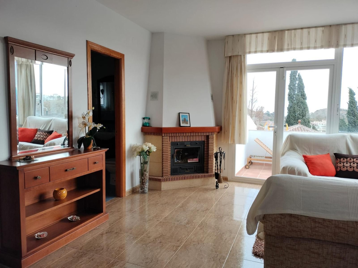 7 Bed Townhouse for sale in Benalmadena Costa Del Sol, Málaga, Spain