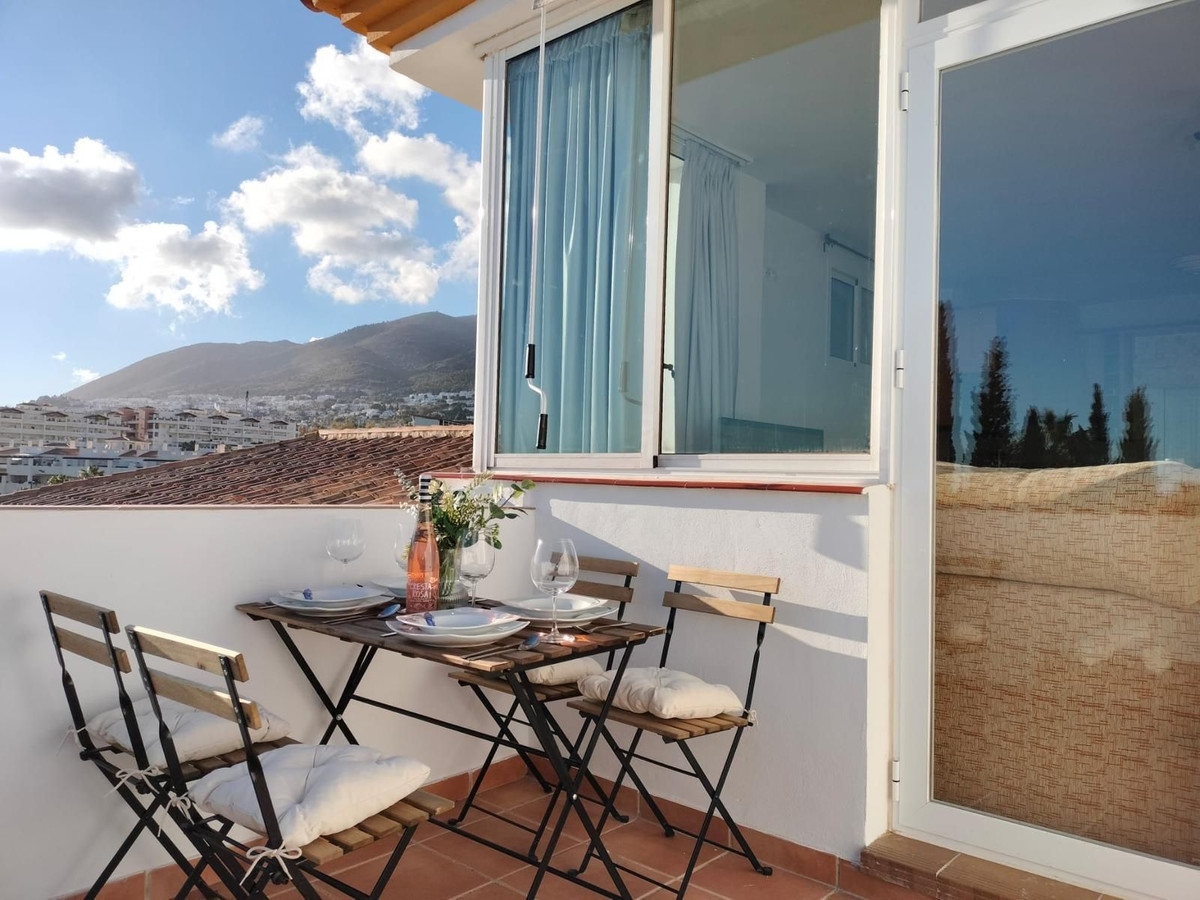 7 Bed Townhouse for sale in Benalmadena Costa Del Sol, Málaga, Spain