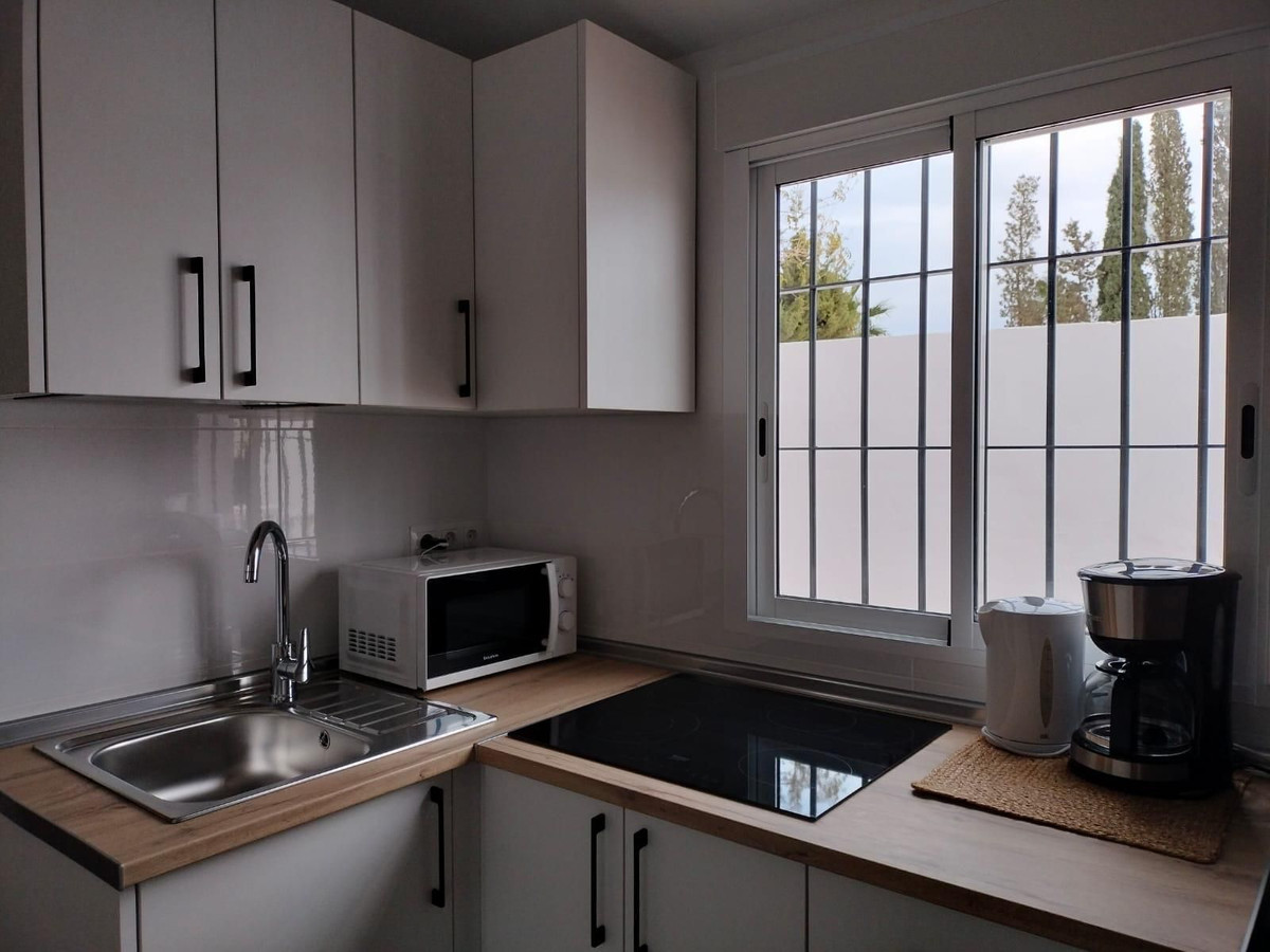 7 Bed Townhouse for sale in Benalmadena Costa Del Sol, Málaga, Spain