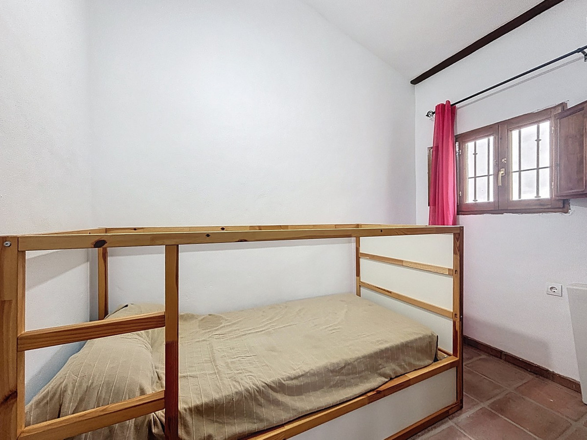 2 Bed Townhouse for sale in Vélezmálaga Costa Del Sol East, Málaga, Spain