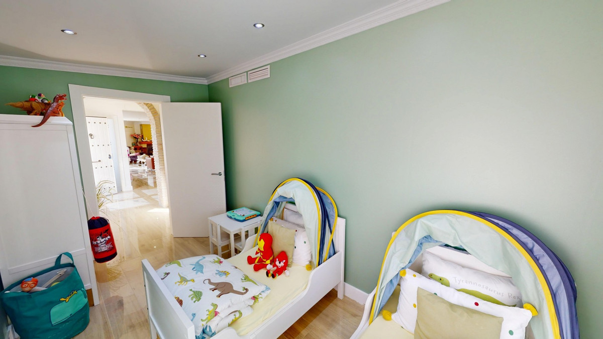 4 Bed Townhouse for sale in Caleta De Vélez Costa Del Sol East, Málaga, Spain