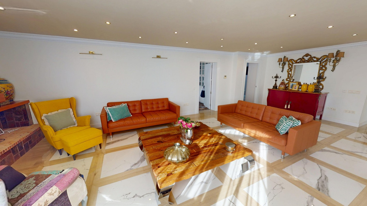 4 Bed Townhouse for sale in Caleta De Vélez Costa Del Sol East, Málaga, Spain
