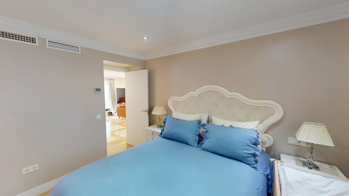 4 Bed Townhouse for sale in Caleta De Vélez Costa Del Sol East, Málaga, Spain
