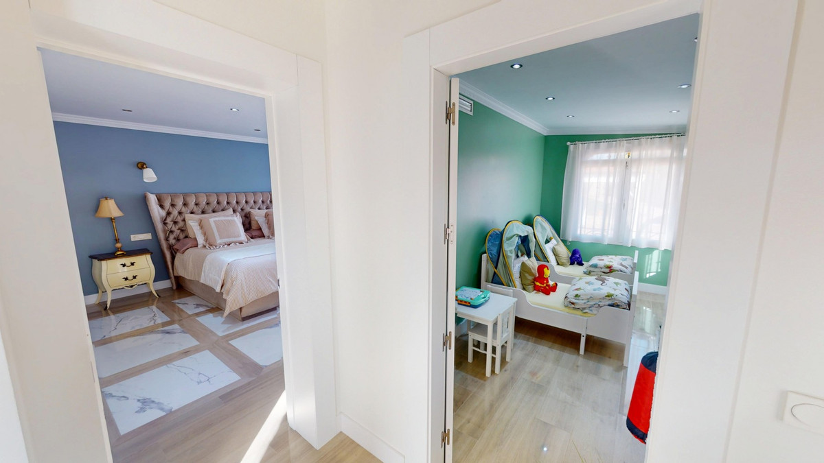4 Bed Townhouse for sale in Caleta De Vélez Costa Del Sol East, Málaga, Spain