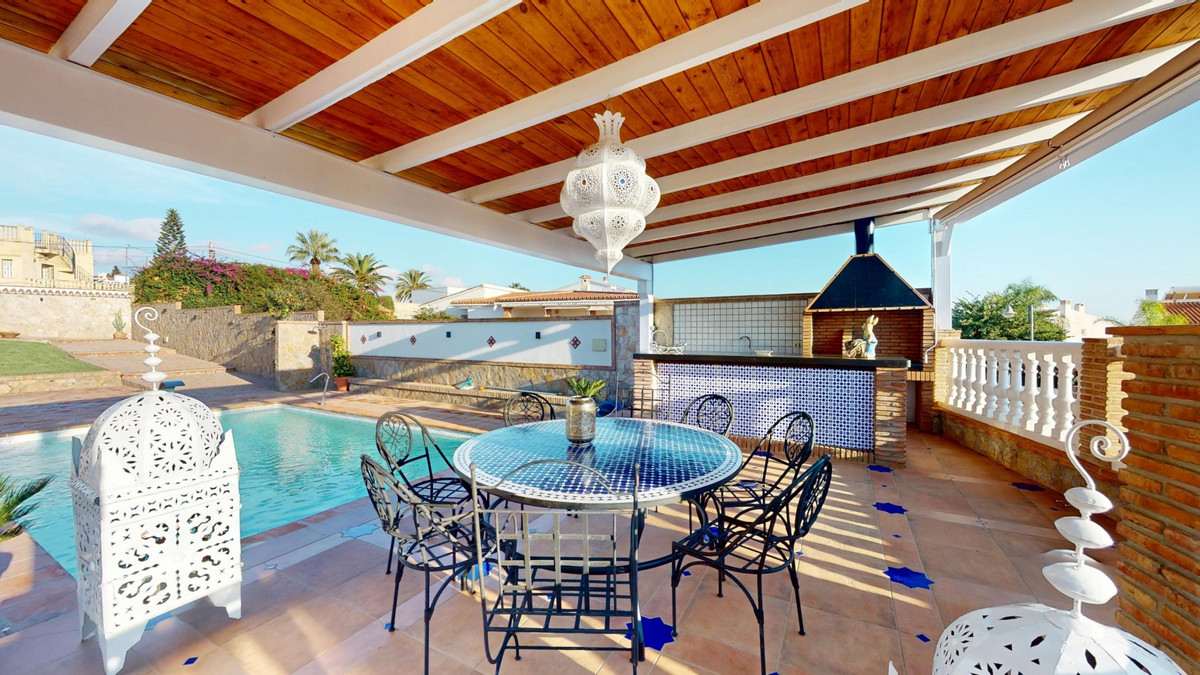 4 Bed Townhouse for sale in Caleta De Vélez Costa Del Sol East, Málaga, Spain