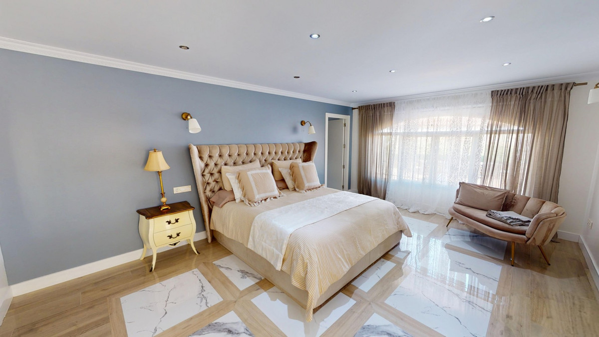 4 Bed Townhouse for sale in Caleta De Vélez Costa Del Sol East, Málaga, Spain