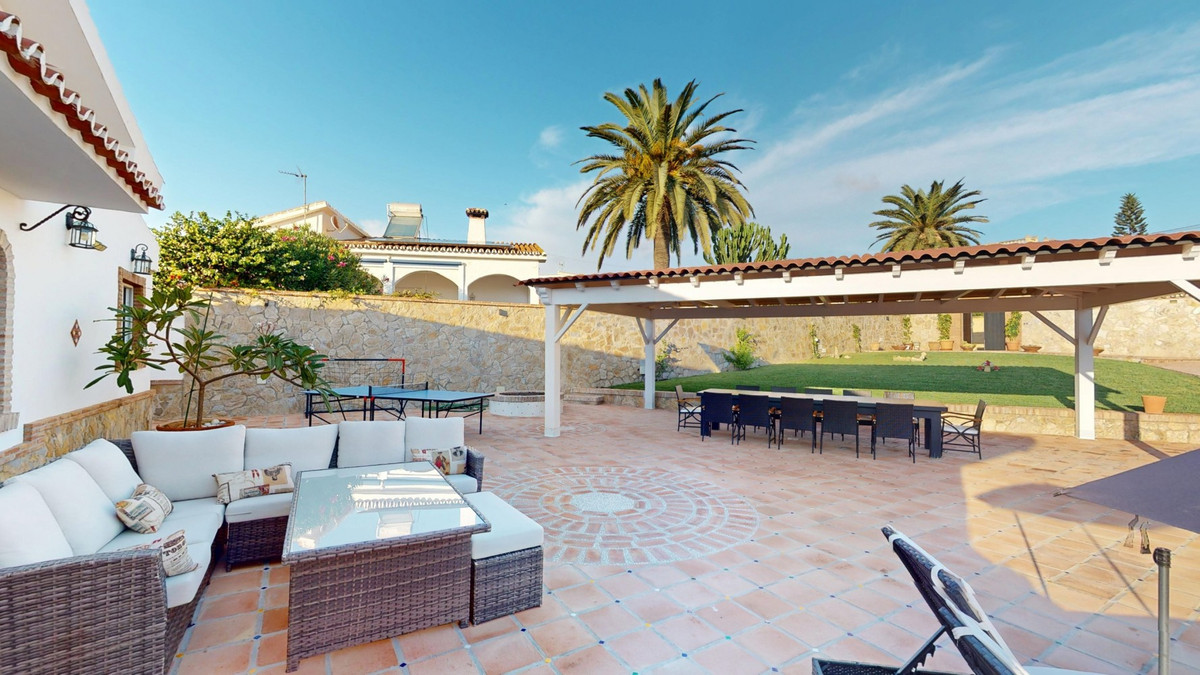 4 Bed Townhouse for sale in Caleta De Vélez Costa Del Sol East, Málaga, Spain