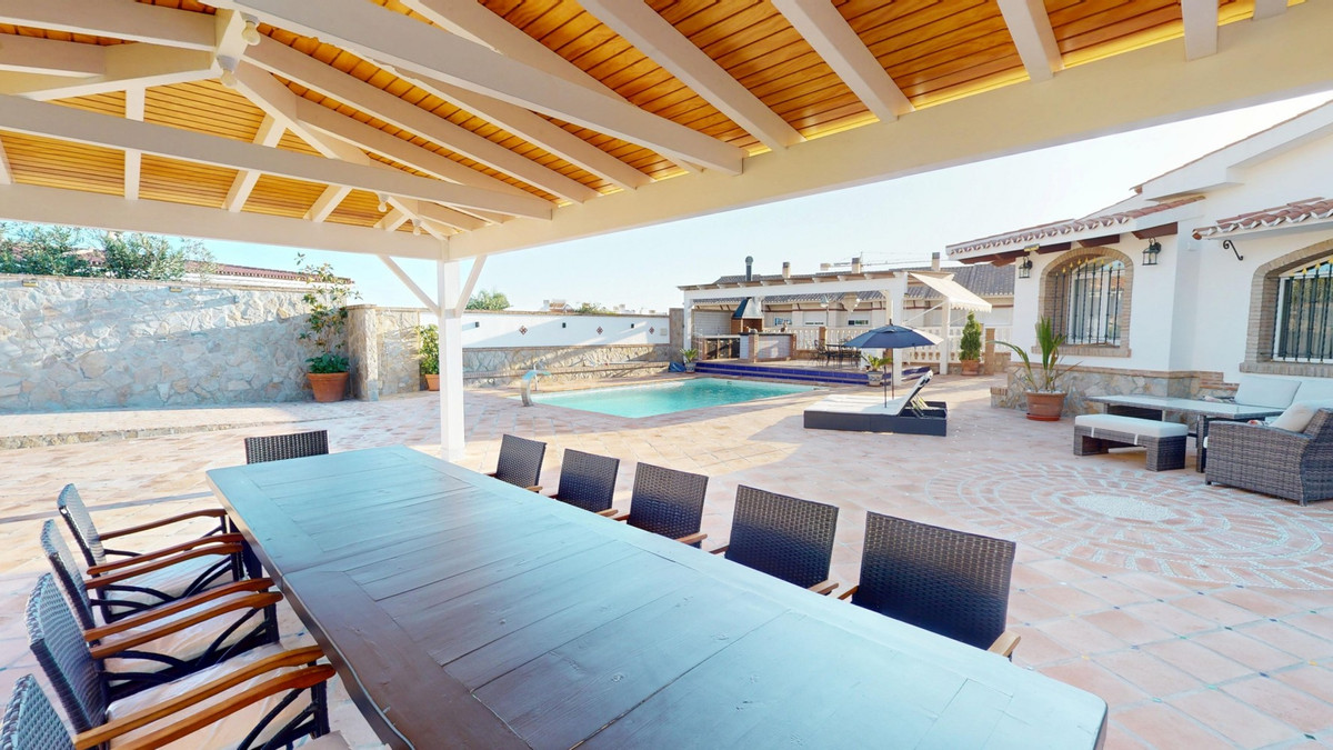 4 Bed Townhouse for sale in Caleta De Vélez Costa Del Sol East, Málaga, Spain