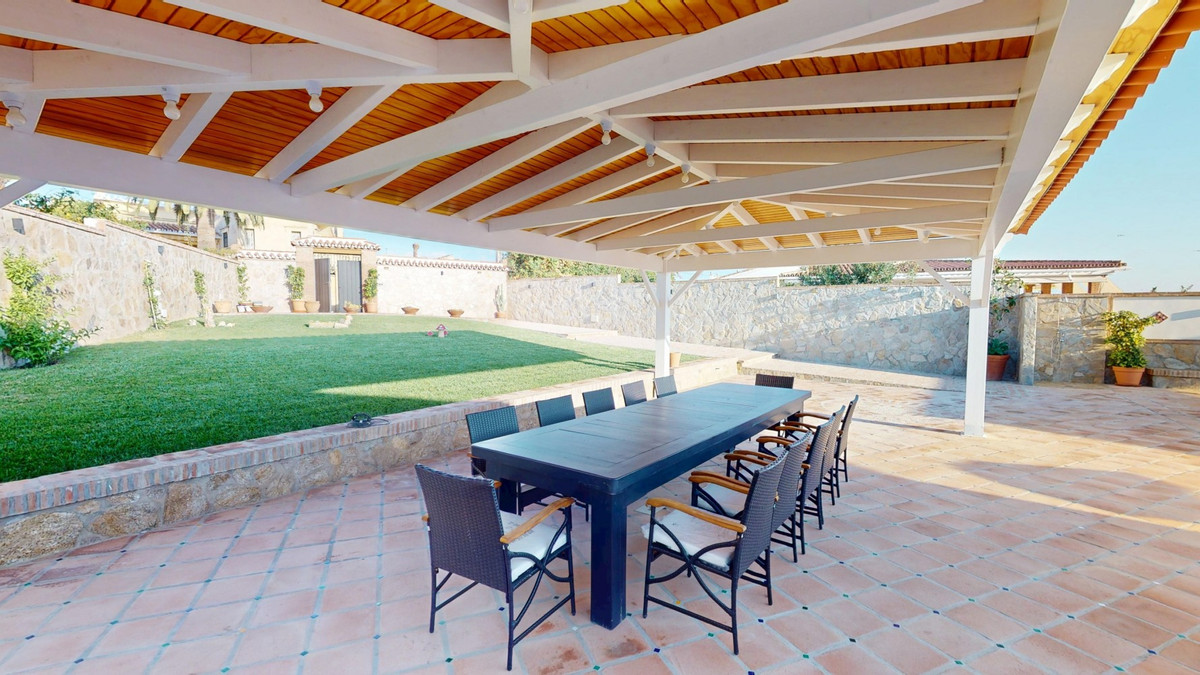 4 Bed Townhouse for sale in Caleta De Vélez Costa Del Sol East, Málaga, Spain