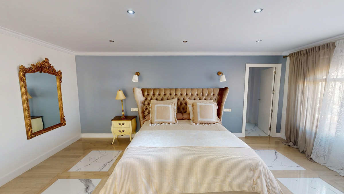 4 Bed Townhouse for sale in Caleta De Vélez Costa Del Sol East, Málaga, Spain