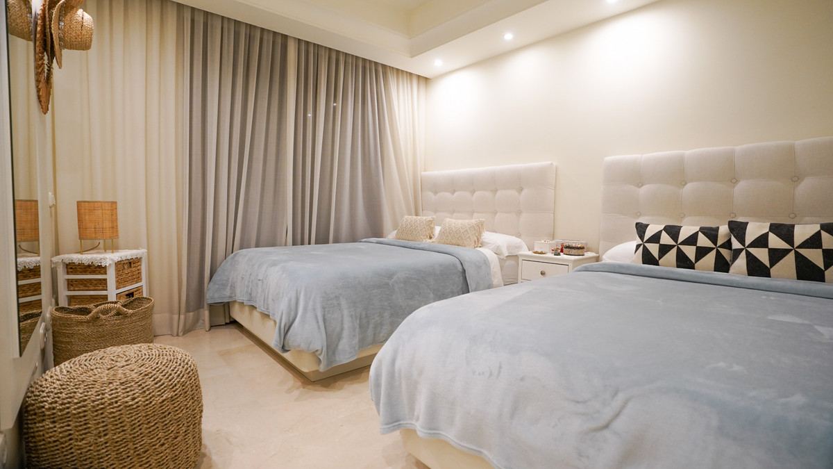 3 Bed Apartment for sale in Puerto Banús Costa Del Sol, Málaga, Spain