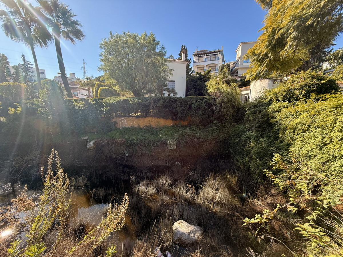 Se vende Terreno Rustico  en Costa Del Sol, Málaga, España