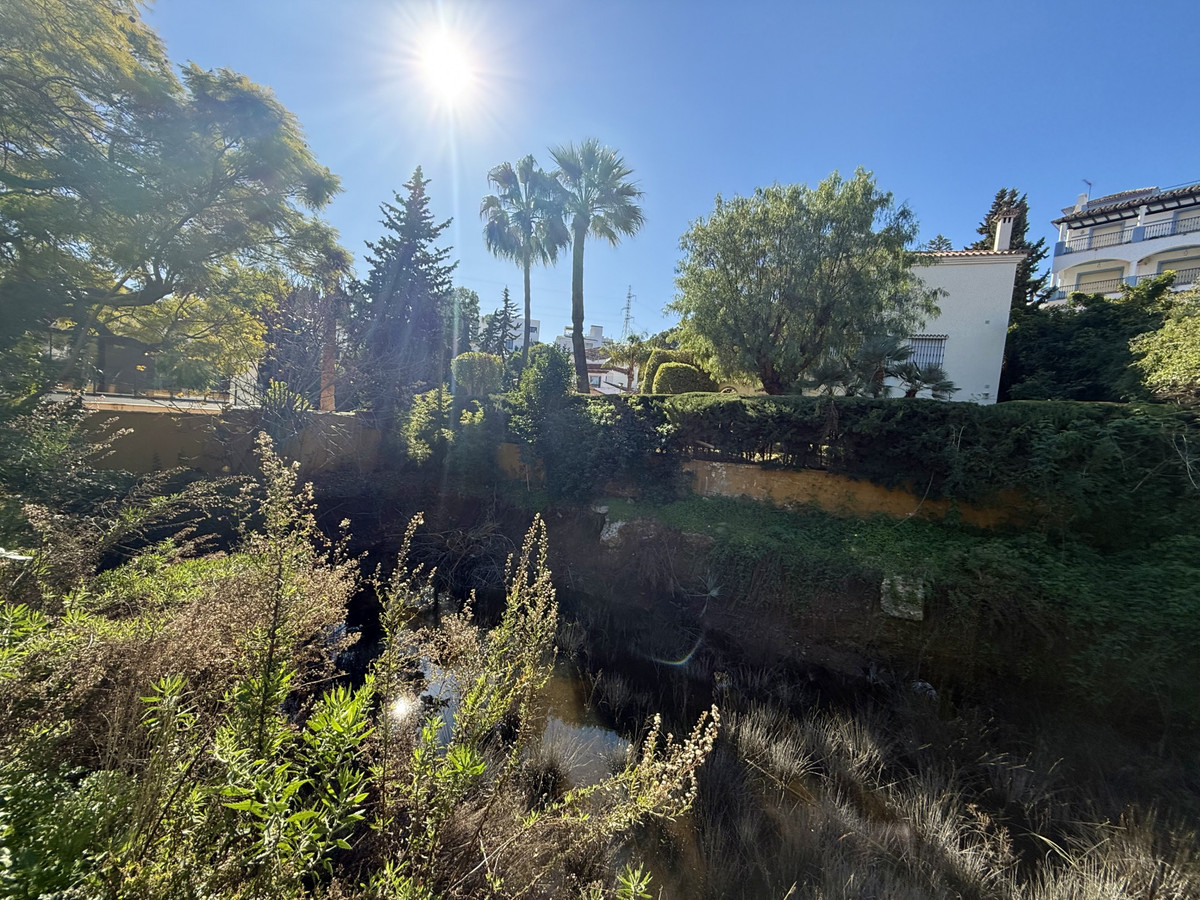 Se vende Terreno Rustico  en Costa Del Sol, Málaga, España