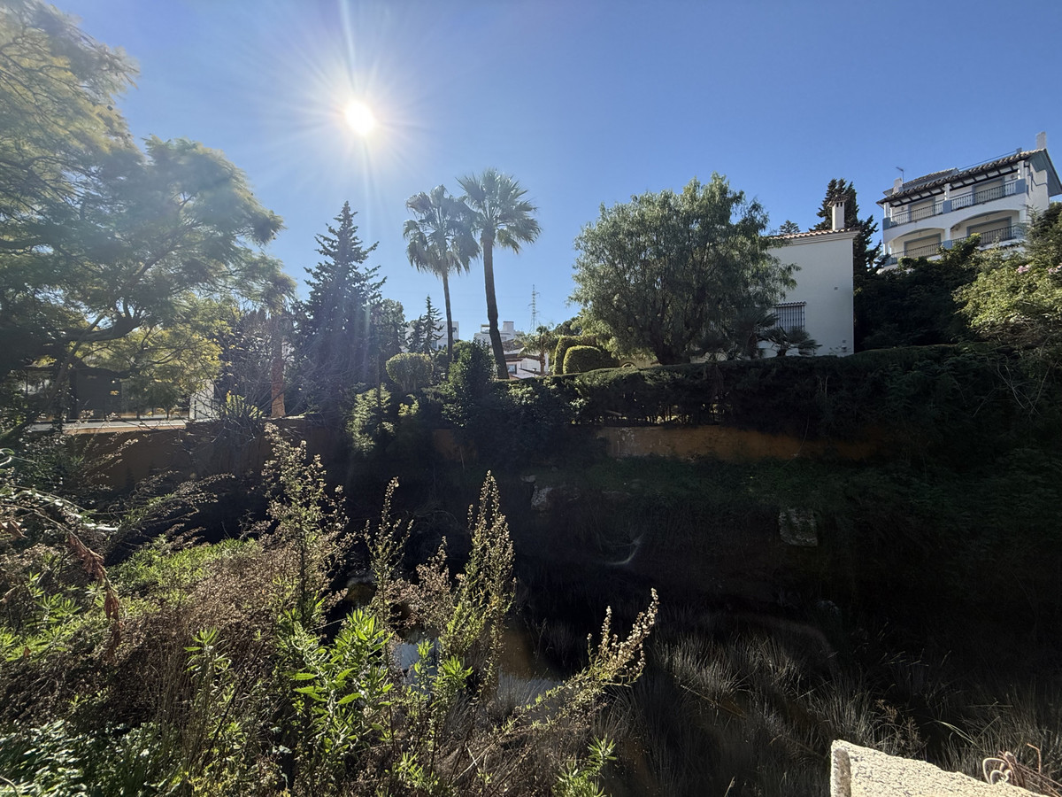 Se vende Terreno Rustico  en Costa Del Sol, Málaga, España