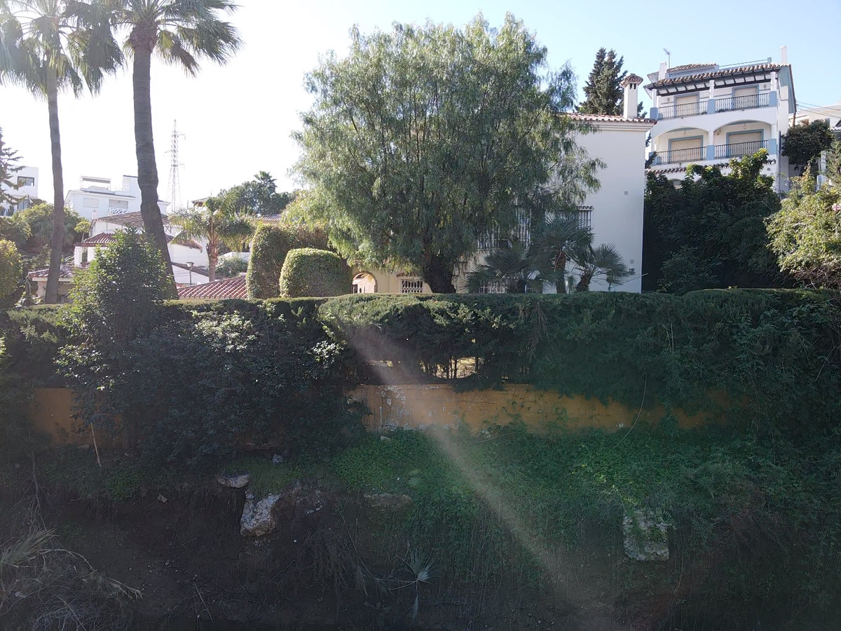 Se vende Terreno Rustico  en Costa Del Sol, Málaga, España