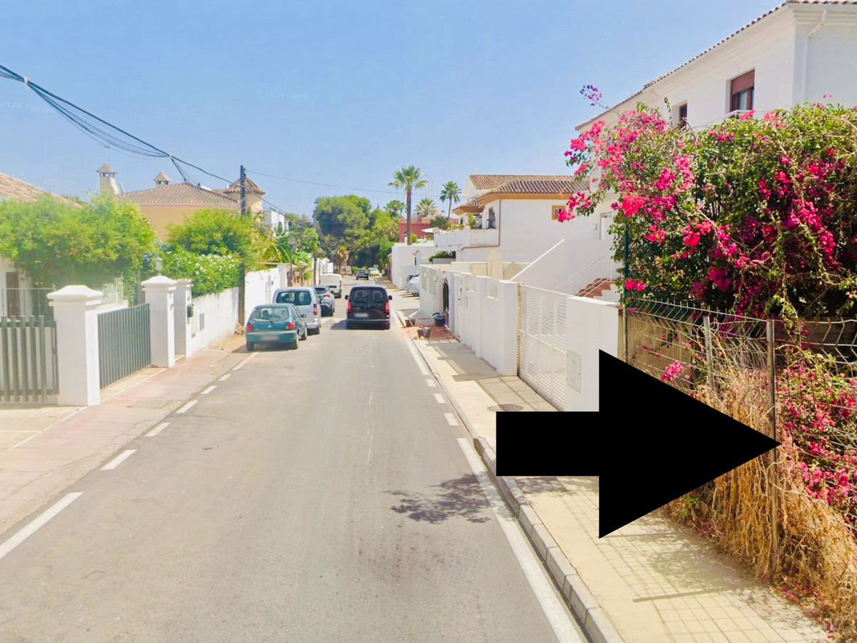 Plots for sale in Marbella Costa Del Sol, Málaga, Spain