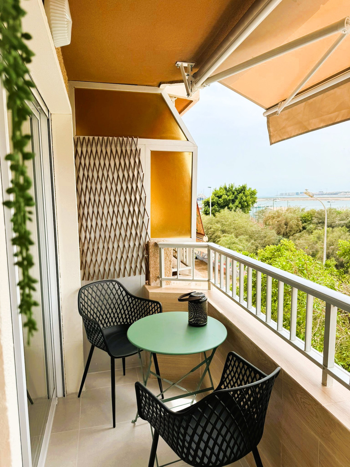 3 Bed Apartment for sale in Torrevieja Costa Blanca, Alicante, Spain