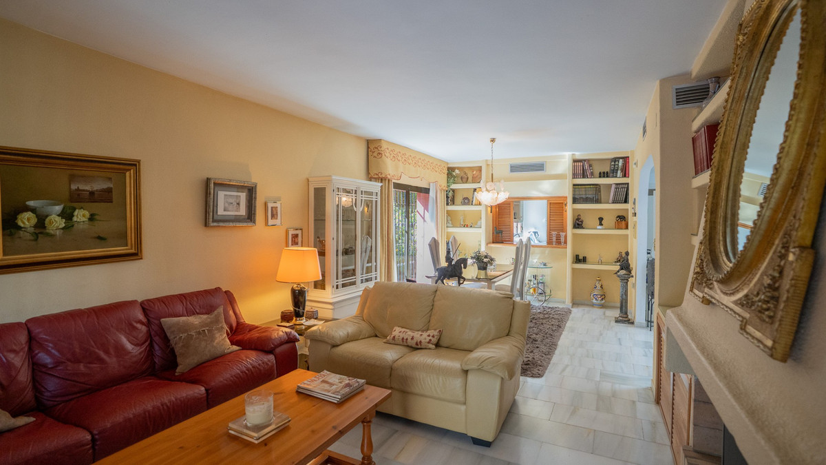 4 Bed Townhouse for sale in Marbella Costa Del Sol, Málaga, Spain