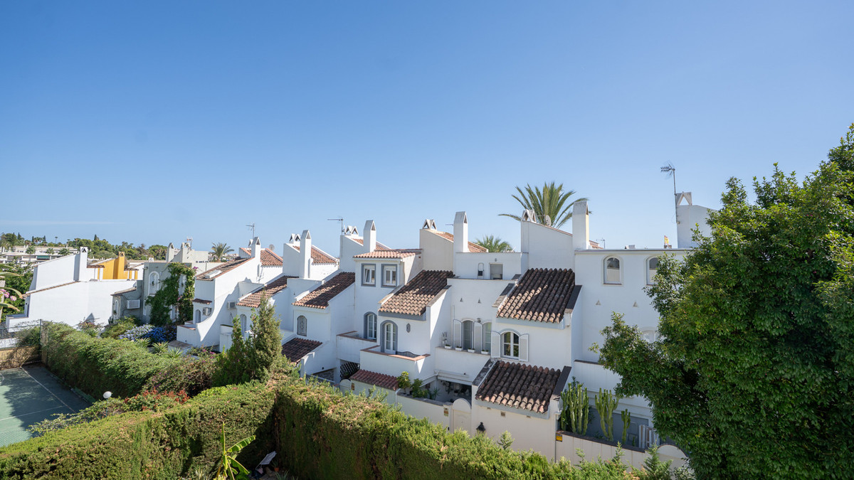 Se vende Apartamento Planta Media de 2 dormitorios en Costa Del Sol, Málaga, España