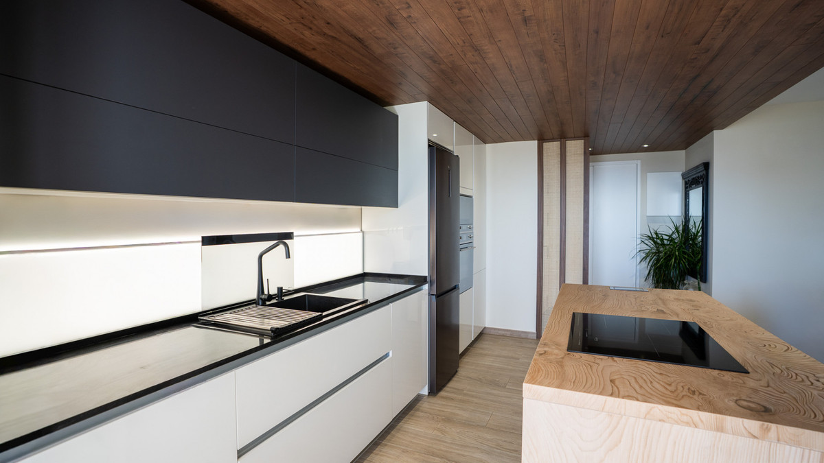 Se vende Apartamento Planta Media de 2 dormitorios en Costa Del Sol, Málaga, España