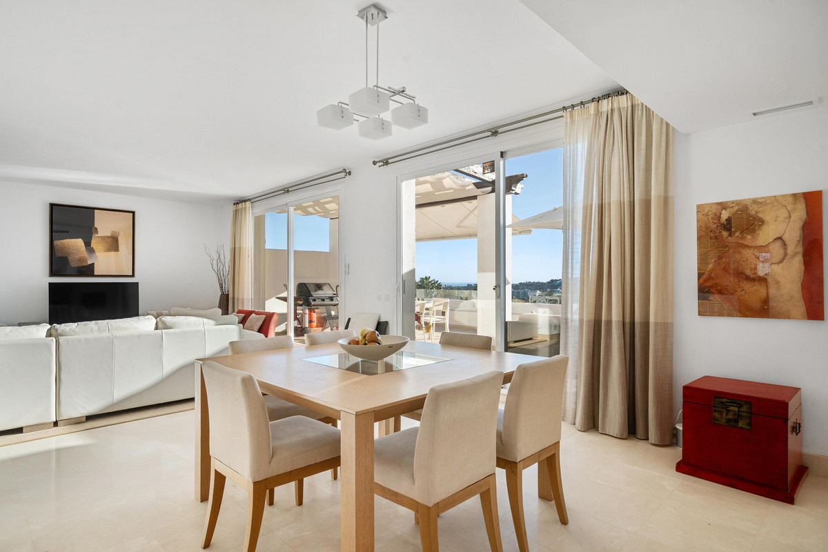 3 Bed Apartment for sale in Nueva Andalucía Costa Del Sol, Málaga, Spain