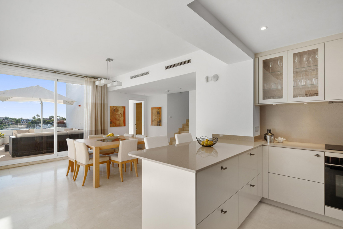 3 Bed Apartment for sale in Nueva Andalucía Costa Del Sol, Málaga, Spain