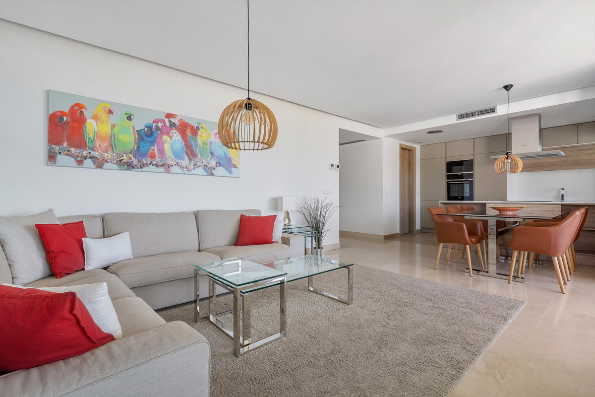 3 Bed Apartment for sale in Benahavís Costa Del Sol, Málaga, Spain