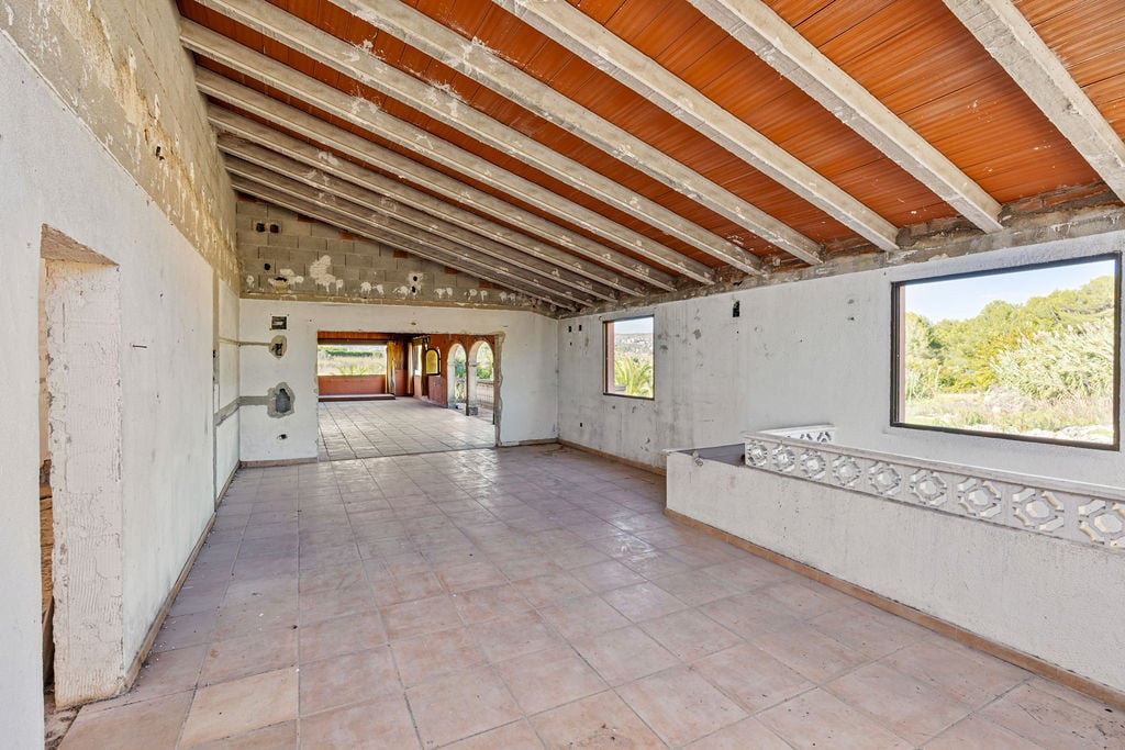 3 Bed Commercial unit for sale in Javea Costa Blanca, Alicante, Spain