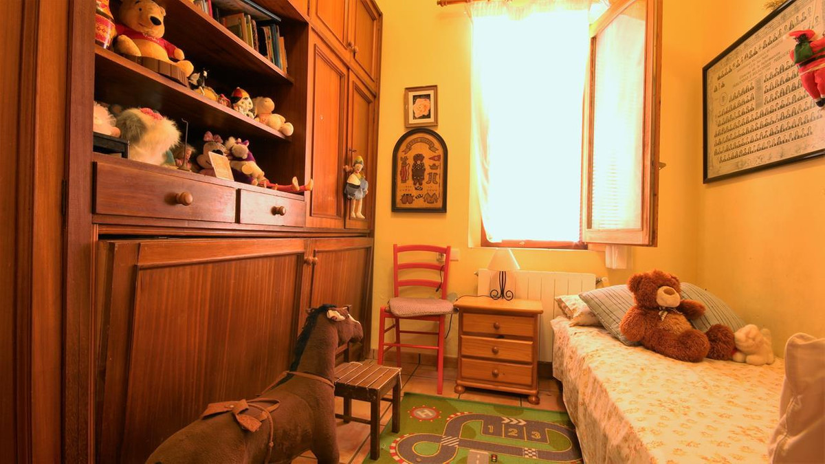 Se vende Villa - Chalet de 6 dormitorios en Costa Blanca, Alicante, España