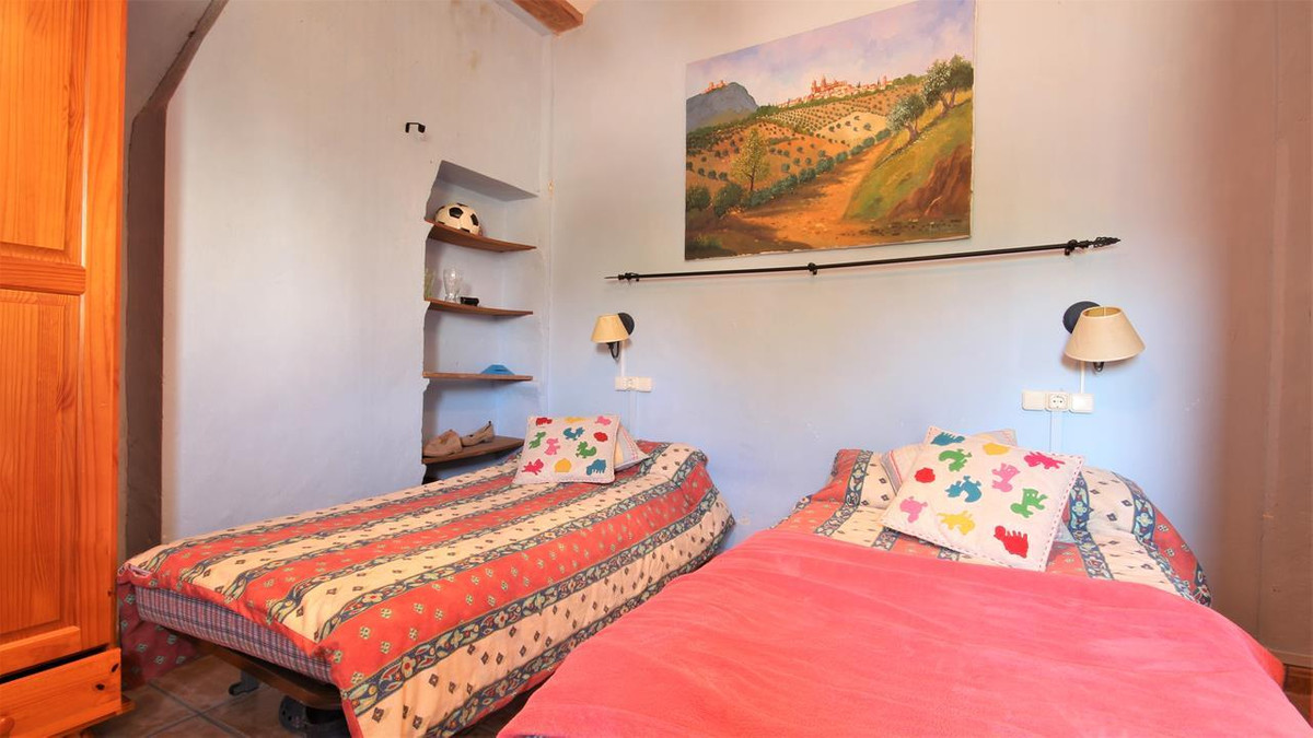 Se vende Villa - Chalet de 6 dormitorios en Costa Blanca, Alicante, España