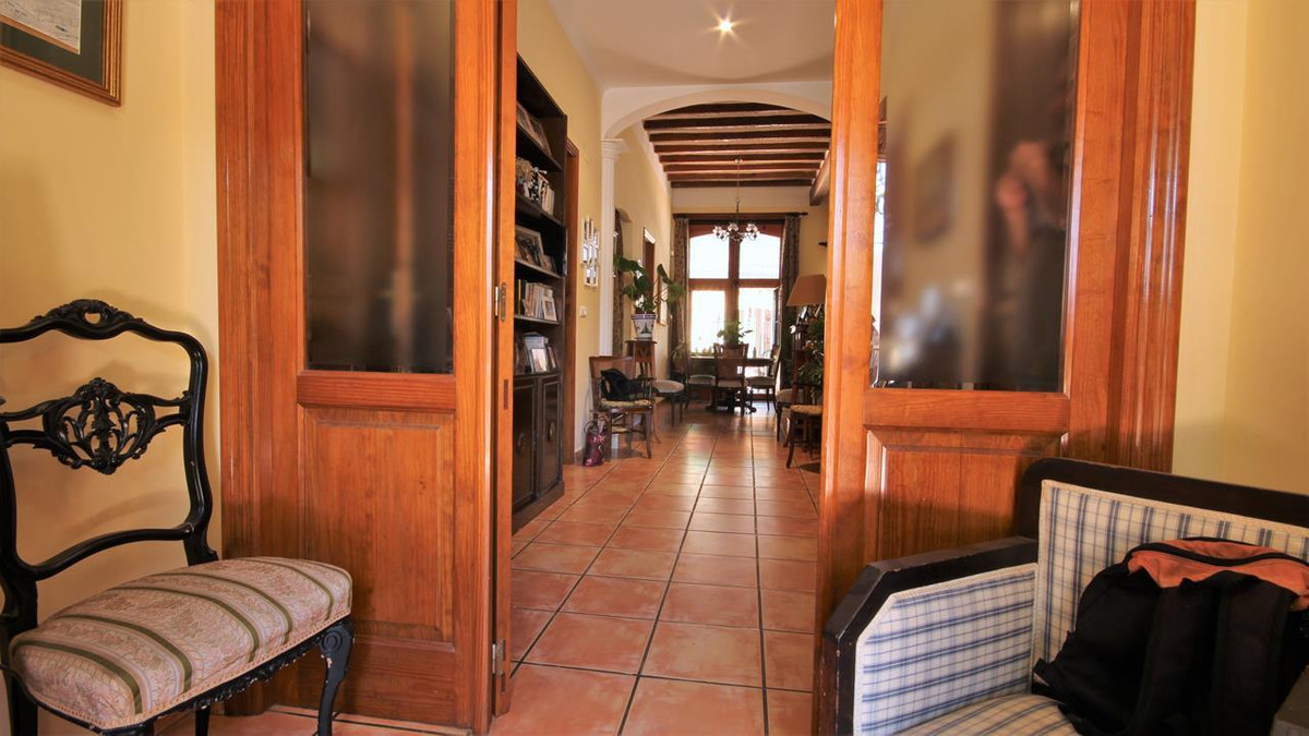 Se vende Villa - Chalet de 6 dormitorios en Costa Blanca, Alicante, España