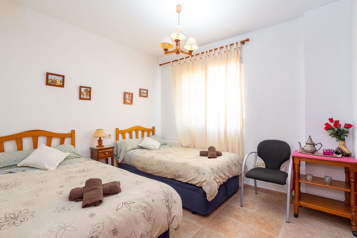 Se vende Villa - Chalet de 6 dormitorios en Costa Blanca, Alicante, España