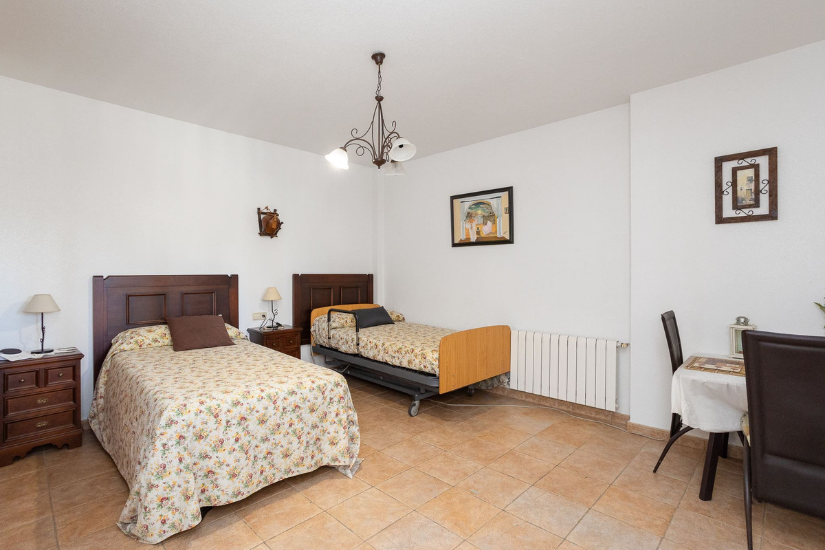 Se vende Villa - Chalet de 6 dormitorios en Costa Blanca, Alicante, España