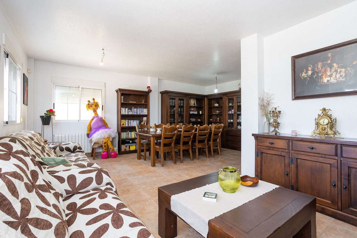 Se vende Villa - Chalet de 6 dormitorios en Costa Blanca, Alicante, España